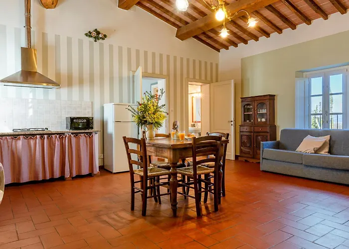 Gli Archi ファームステイ Fauglia